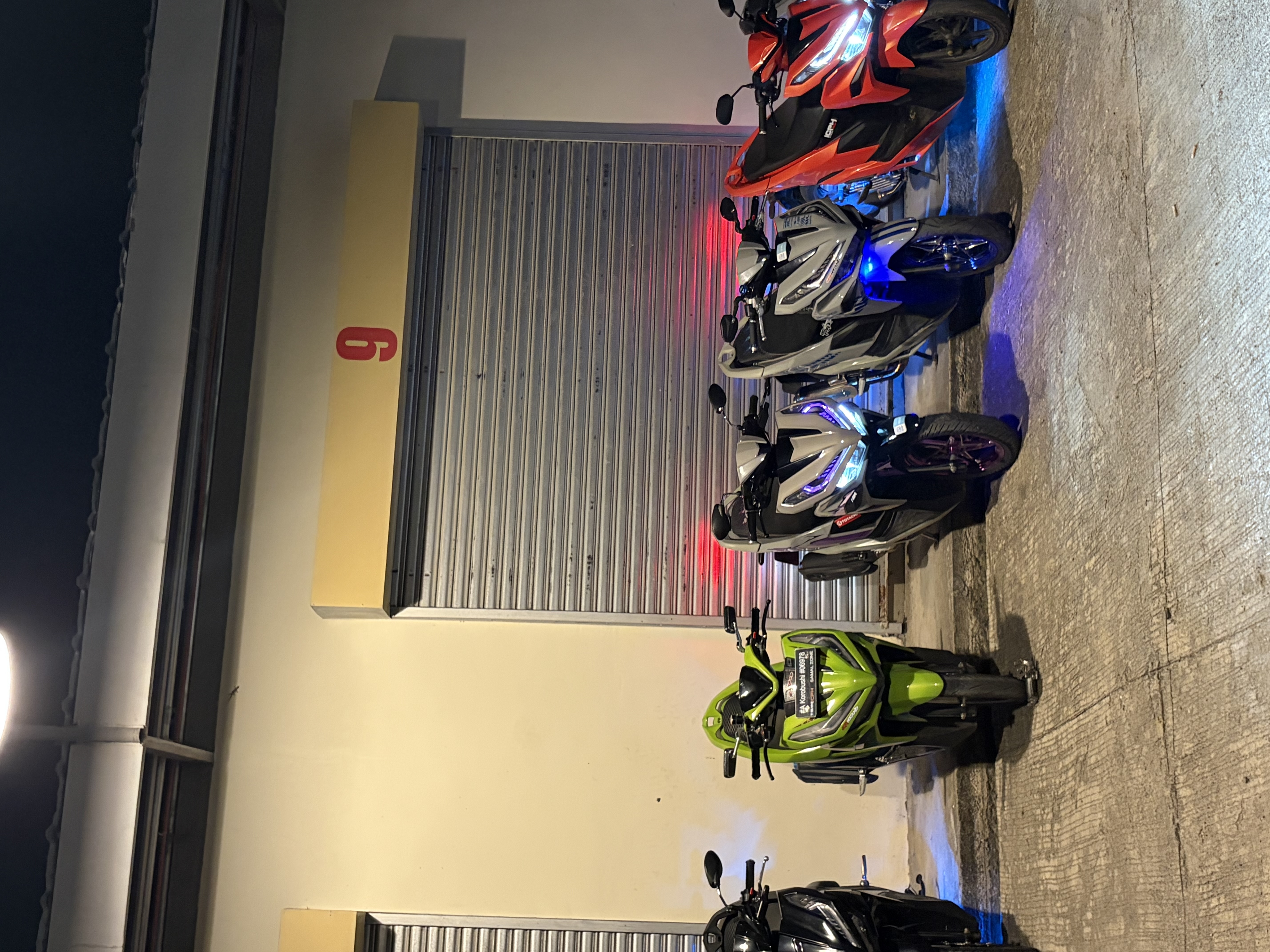 Zone gallery